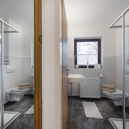 公寓 Ladinger, 多弗加斯坦